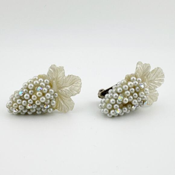 Vintage Faux Pearl & Rhinestone Clip-On Grape Cluster‎ Earrings - Picture 6 of 10